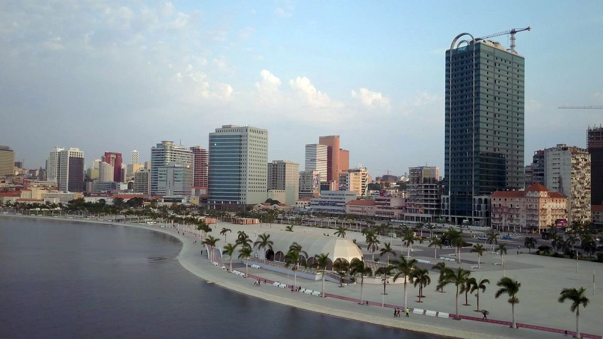 L'Angola a caccia di investitori