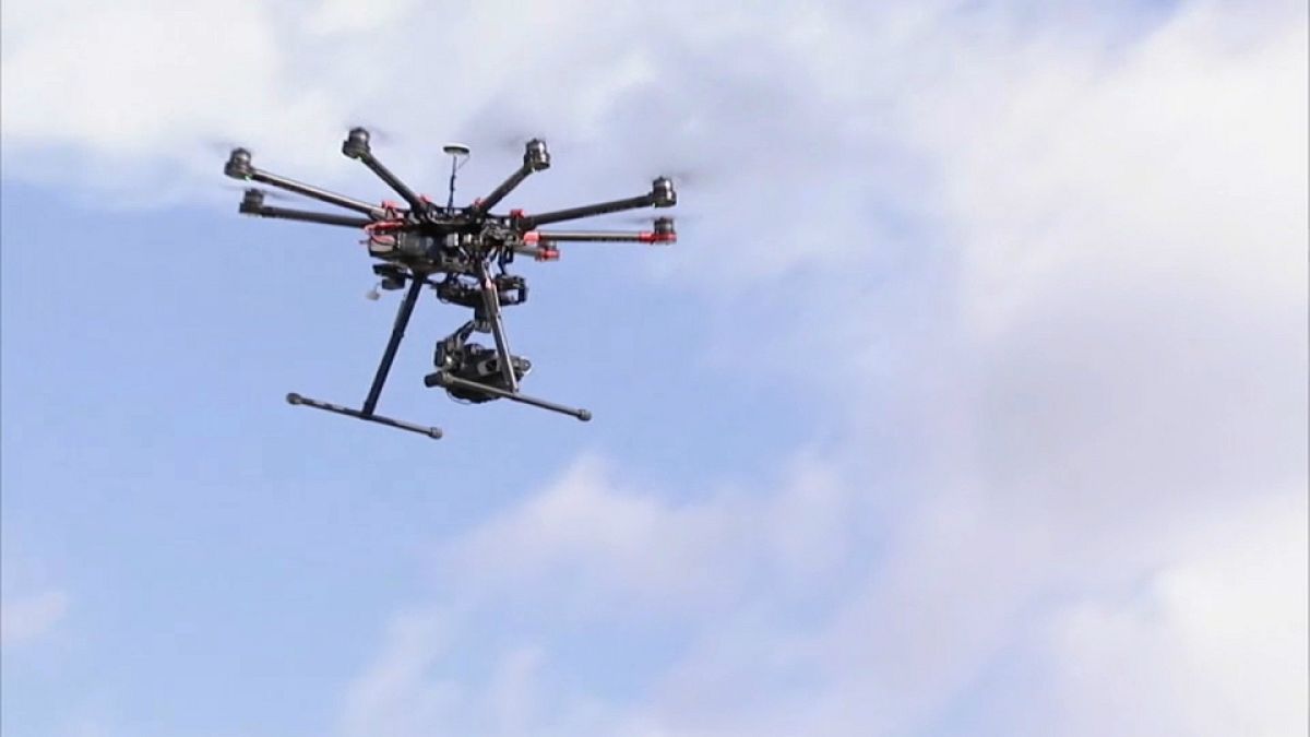 Portugal: 'Drones' a voar demasiado perto dos aviões
