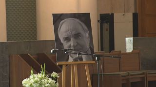 Leading German MPs attend mass for Helmut Kohl