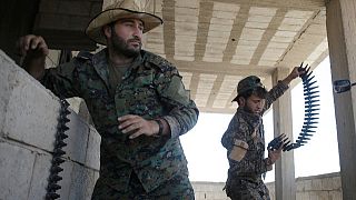 واشنطن: أسلحتنا ستبقى بأيدي وحدات حماية الشعب الكردي حتى بعد استعادة الرقة من داعش