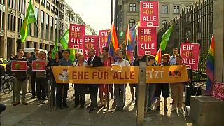 "Ehe für alle" noch vor der Bundestagswahl