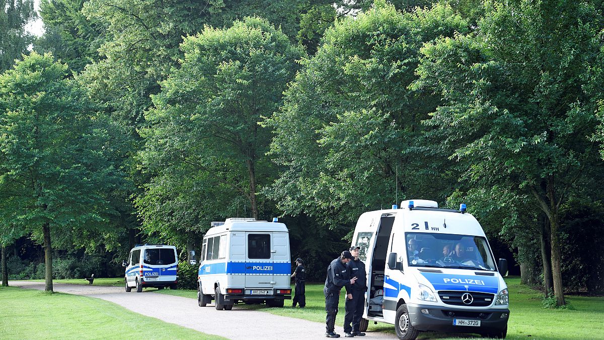 "Einfach nur peinlich" - Berliner Party-Polizisten im G20-Einsatz