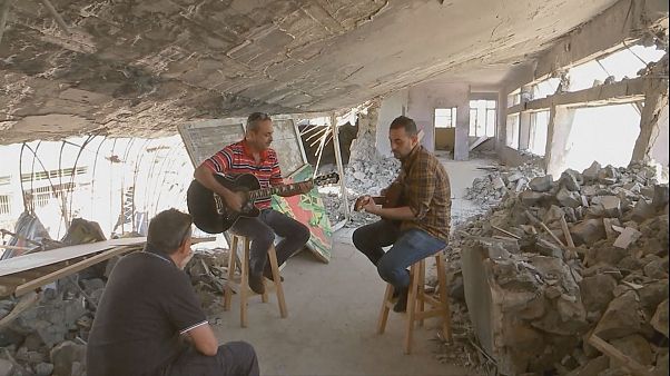 A Mossoul, la musique au milieu des ruines A Mossoul, la musique au milieu des ruines