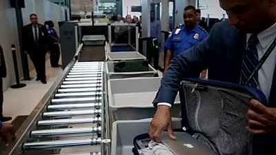 US tightens airport security