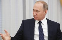 بوتين يتحدى الغرب بتمديد العقوبات و تعليق مساهمة بلاده في المجلس الأوروبي