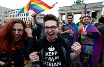 Γερμανία: «Ναι» από τη Βουλή, «όχι» από τη Μέρκελ στον γάμο ομοφυλοφίλων
