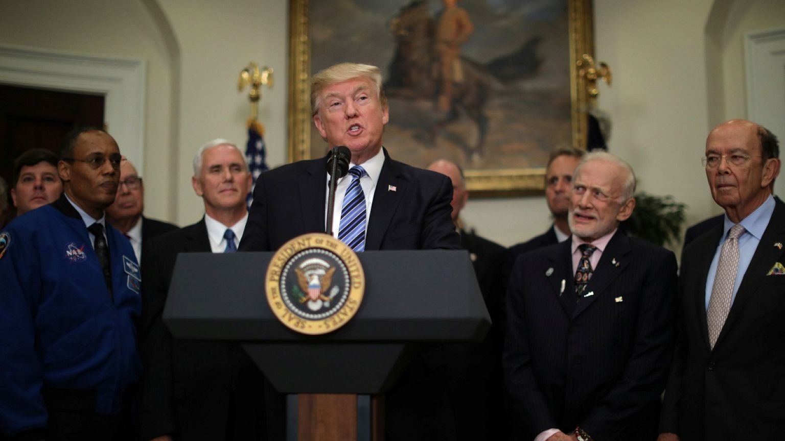 Trump'ın medya kavgası sürüyor