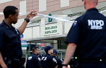 Antigo médico abre fogo num hospital de Nova Iorque e suicida-se