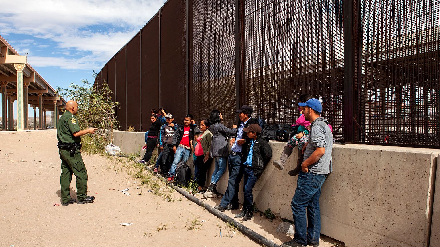 Image: U.S. Customs And Border Protection Agency Holding Detained Migrants 