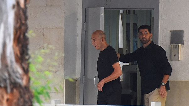 Ehud Olmert sale de prisión Ehud Olmert sale de prisión