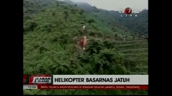 Mentőhelikopter zuhant le Indonéziában Mentőhelikopter zuhant le Indonéziában
