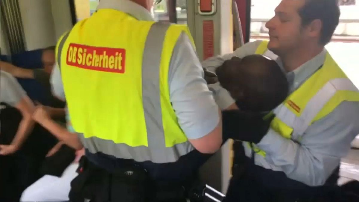 Video shows man forcefully removed from Munich metro
