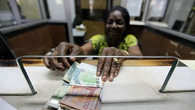 Côte d'Ivoire : un technicien de surface dans une banque dérobe 40 millions