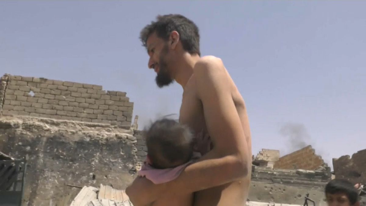 مدنيو الموصل.. مشاهد تحكي هول ما عاشوه تحت داعش