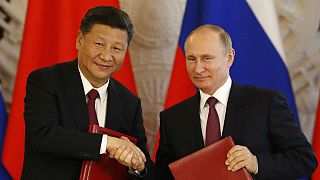 Moszkva és Peking együttműködésre szólít fel