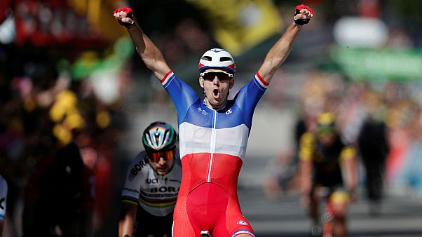 Tour de France: Sagan scorretto in volata, escluso dalla corsa Tour de France: Sagan scorretto in volata, escluso dalla corsa