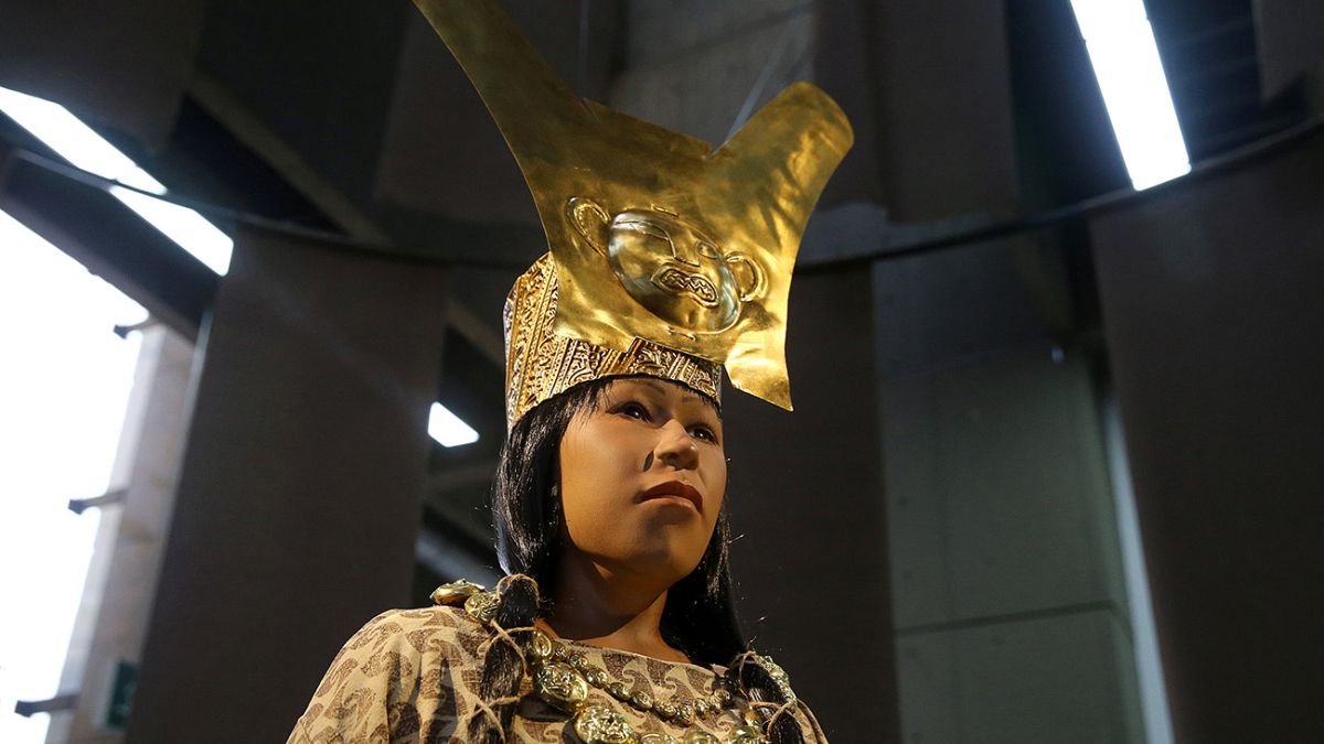 Peru reveals face of ancient priestess