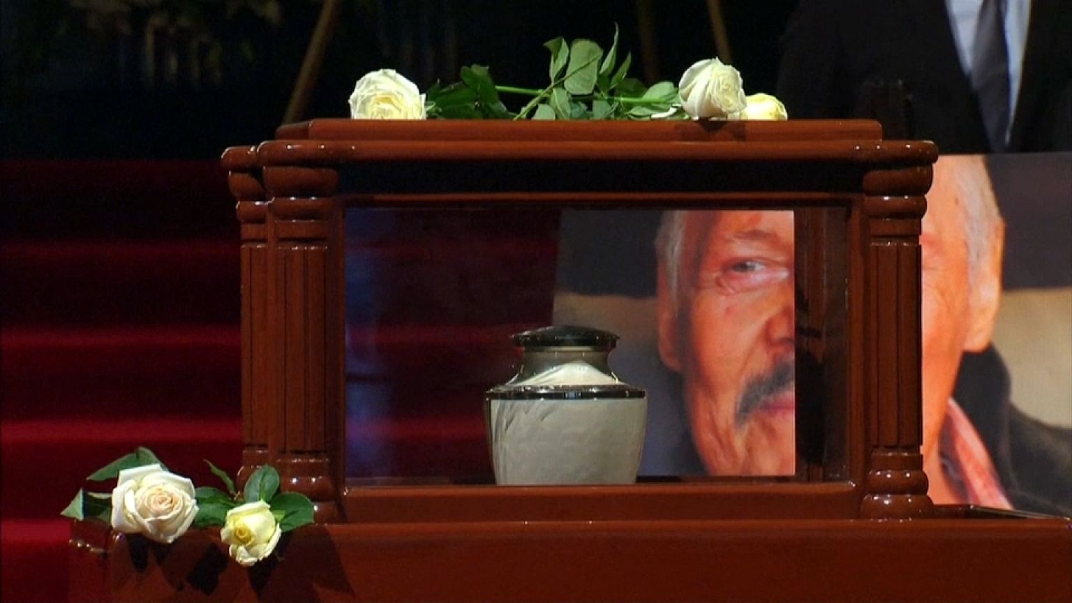 Homenaje a Cuevas, "l'enfant terrible" que se rebeló contra el muralismo mexicano