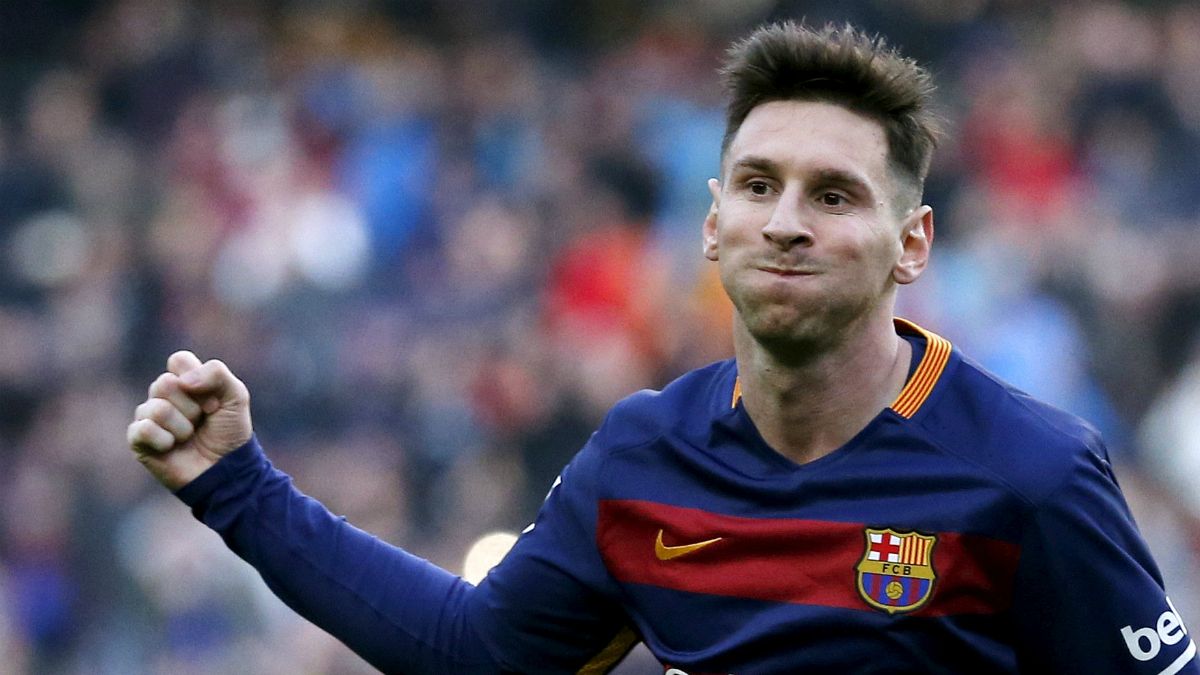 Lionel Messi to sign new four-year deal with Barca