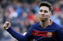Messi renova pelo Barça e Coentrão troca Madrid pelo Sporting