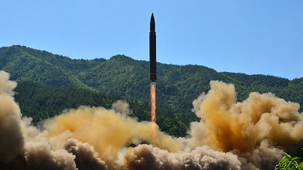 Vegyes reakciók az észak-koreai rakétakísérletre Vegyes reakciók az észak-koreai rakétakísérletre