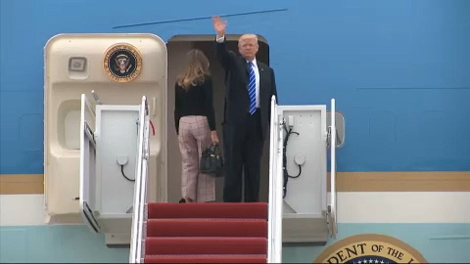 Varsóban tárgyal Donald Trump