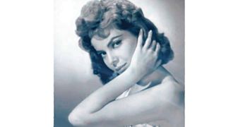 Gina Lollobrigida cumple "tres veces 30 años"