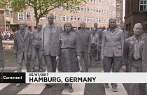 Люди как зомби: «арт-протест» против саммита G20