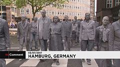 Люди как зомби: «арт-протест» против саммита G20