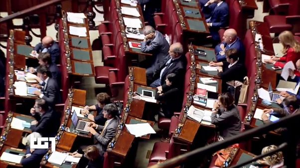 La tortura è reato, sì definitivo della Camera La tortura è reato, sì definitivo della Camera