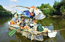 Szemétszedésből kaland a Tiszán