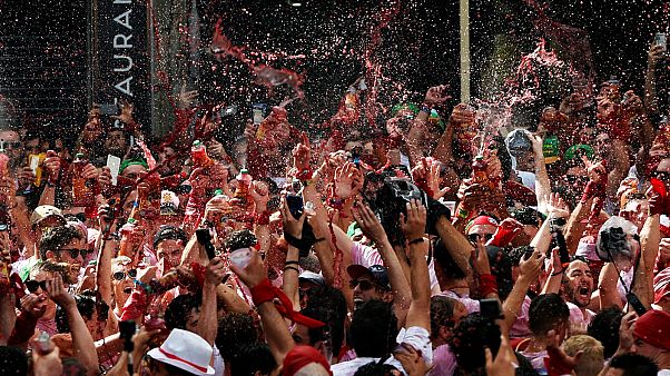 Coup d'envoi des fêtes de la San Fermin Coup d'envoi des fêtes de la San Fermin