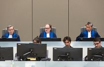 العناية الدولية تحمي البشير من المحكمة الجنائية الدولية