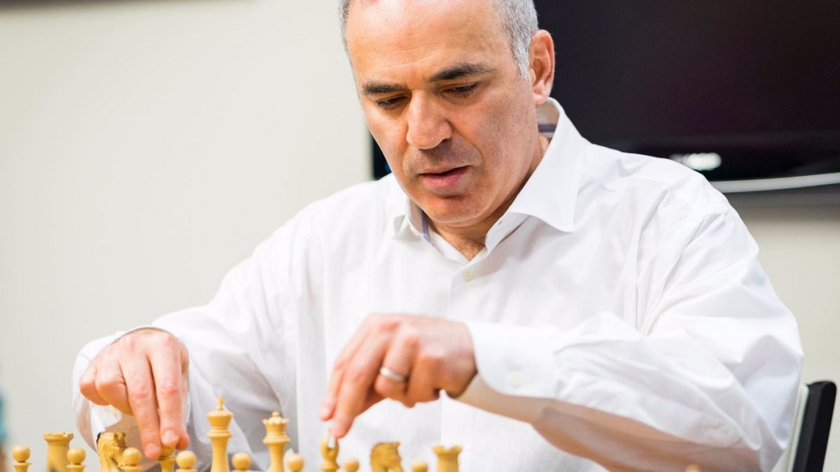 Kasparov regressa às competições de xadrez