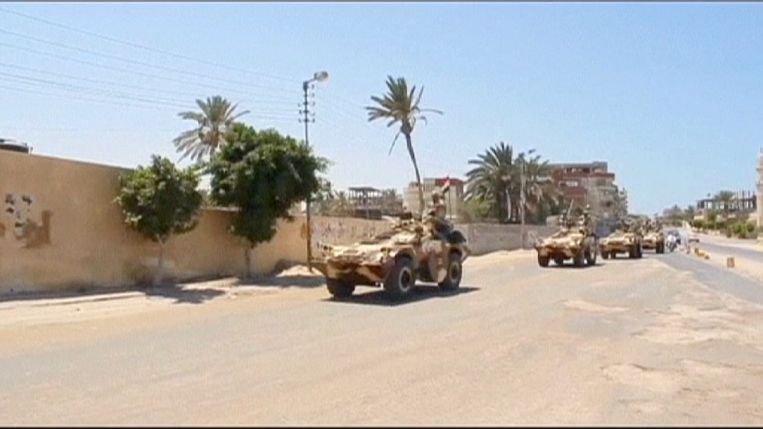 Suicide bomb attack 'kills 10 soldiers in Egypt'