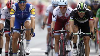 Kittel claims third stage win with six milimetres to spare