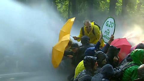 G20: разгон противников мирового капитализма
