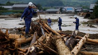 ارتفاع حصيلة ضحايا فيضانات اليابان إلى 15 شخصاً
