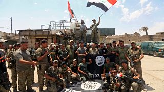 [شاهد] احتفال الجيش العراقي باقتراب تحرير الموصل