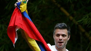 L'opposant Leopoldo Lopez libéré mais assigné à résidence