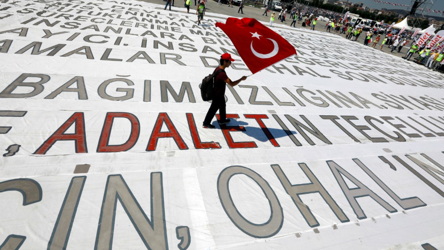 'Adalet Mitingi' için yüzbinler miting alanında