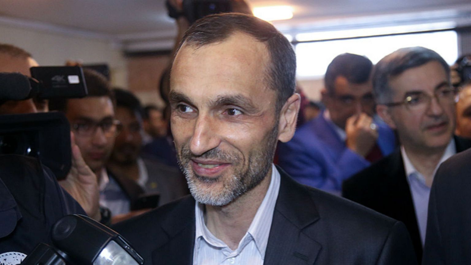 حمید بقایی بازداشت شد
