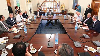 Κυπριακό: Έντονο παρασκήνιο για τις ευθύνες, «Μας δούλευε η Τουρκία» δήλωσε ο Ν. Κοτζιάς