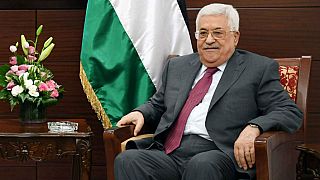 عباس يتوعد حماس بعقوبات فورية