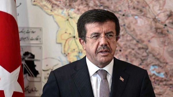 Αυστρία: Έδειξαν «κόκκινη κάρτα» στον Τούρκο υπουργό Οικονομίας Αυστρία: Έδειξαν «κόκκινη κάρτα» στον Τούρκο υπουργό Οικονομίας