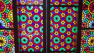 کارت پستال از جمهوری آذربایجان؛ رقص نور از پنجره های مشبک «قصر خان شکی»