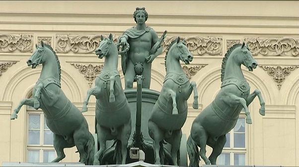 Почему Большой перенёс премьеру "Нуреева"? Почему Большой перенёс премьеру "Нуреева"?