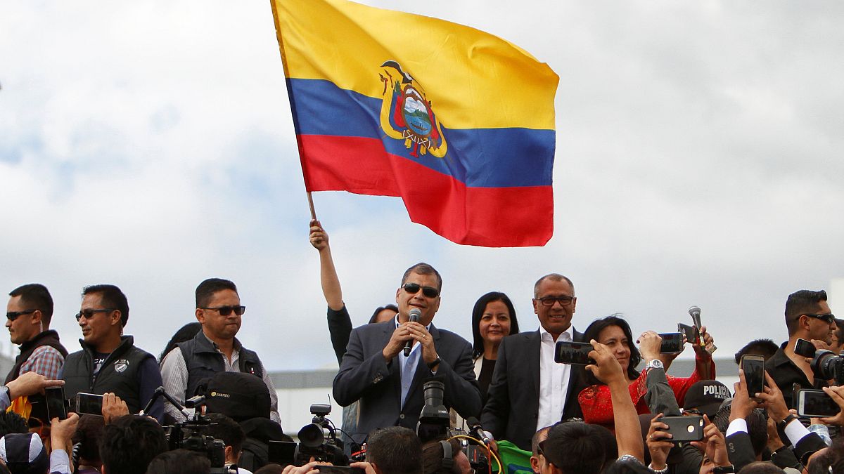 Εκουαδόρ: Ο πρώην πρόεδρος αφήνει τη χώρα του και ακολουθεί τη σύζυγό του στο Βέλγιο