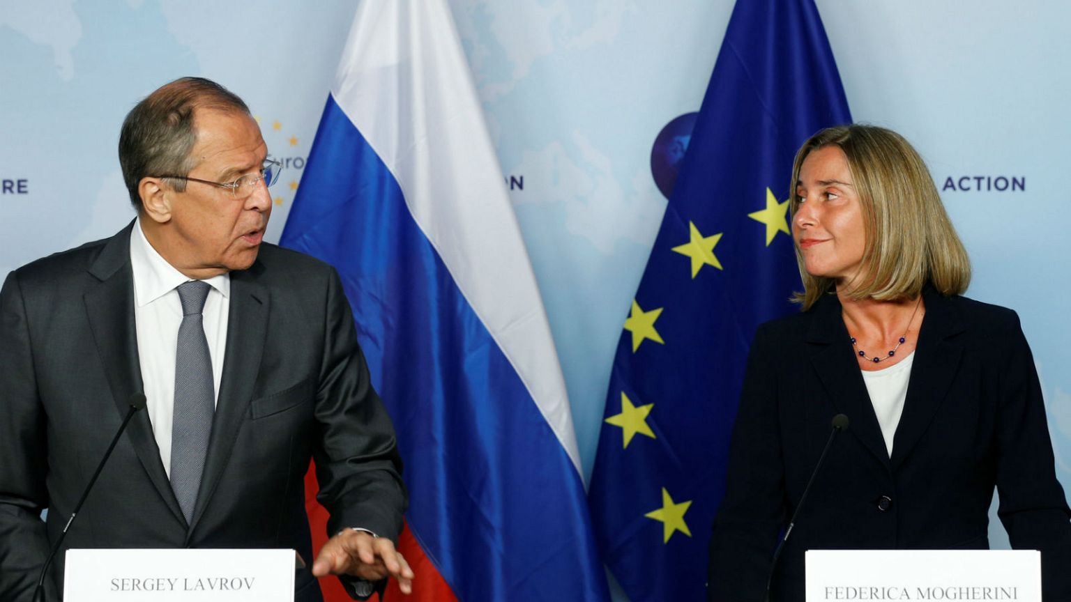 Diplomáciai háborúval fenyeget Lavrov