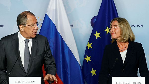 Unione europea e Russia si lanciano in un dialogo politico diretto, nonostante le profonde divergenze Unione europea e Russia si lanciano in un dialogo politico diretto, nonostante le profonde divergenze